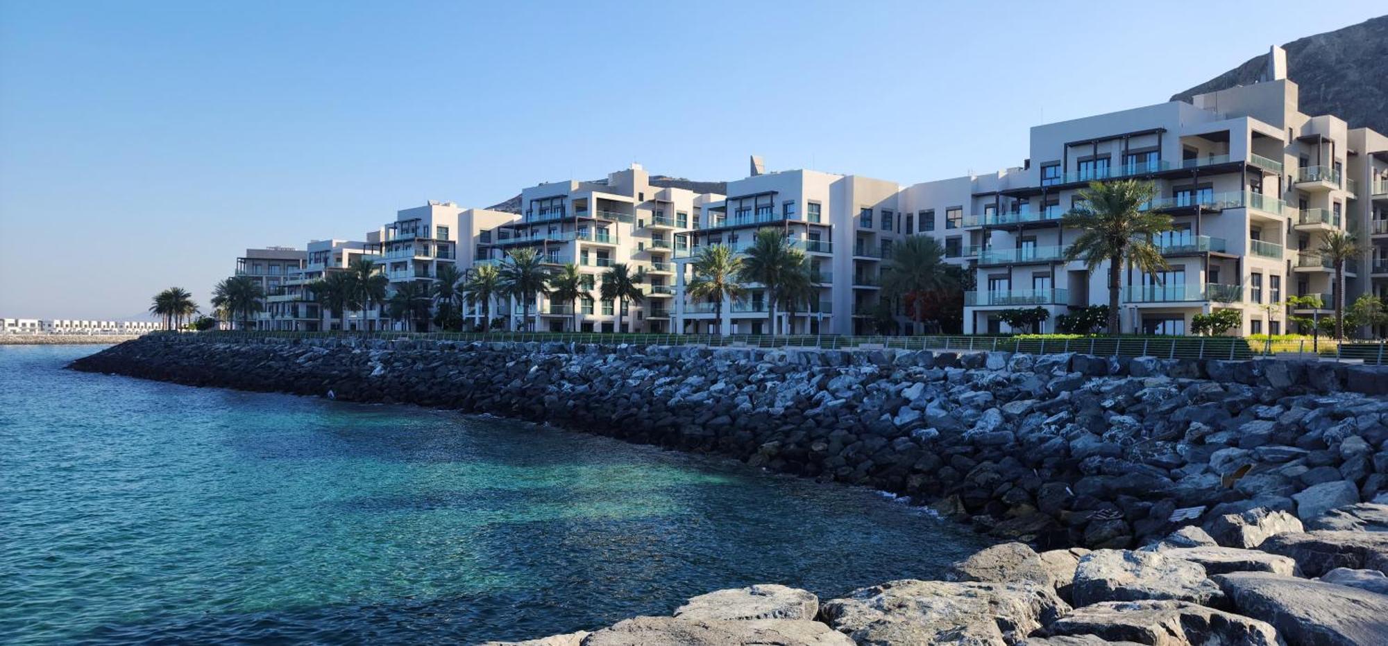 Solo Realtyhh - Address Fujairah Apartment Sharm