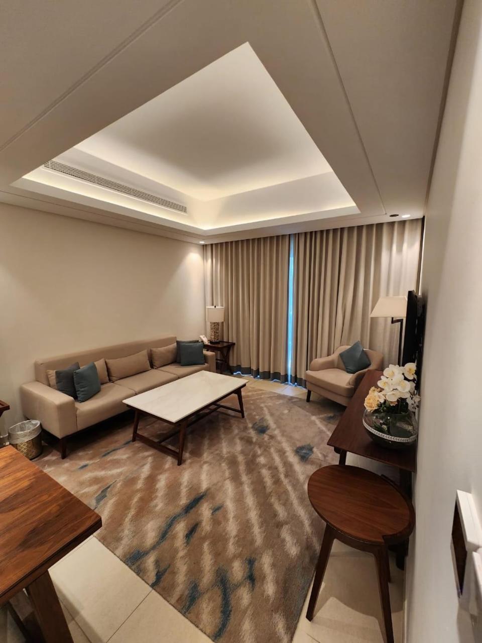 Solo Realtyhh - Address Fujairah Apartment