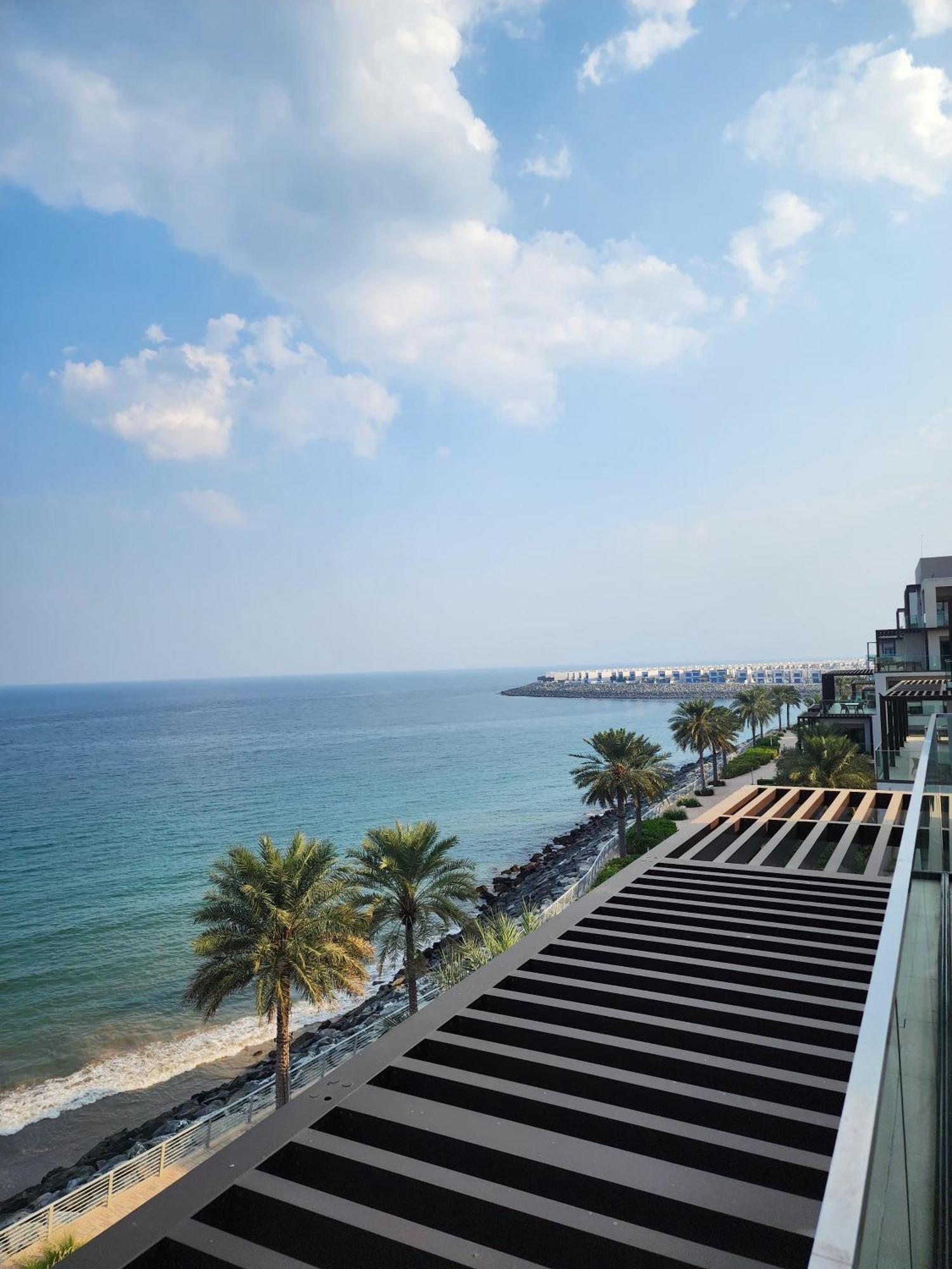 Solo Realtyhh - Address Fujairah Apartment Sharm