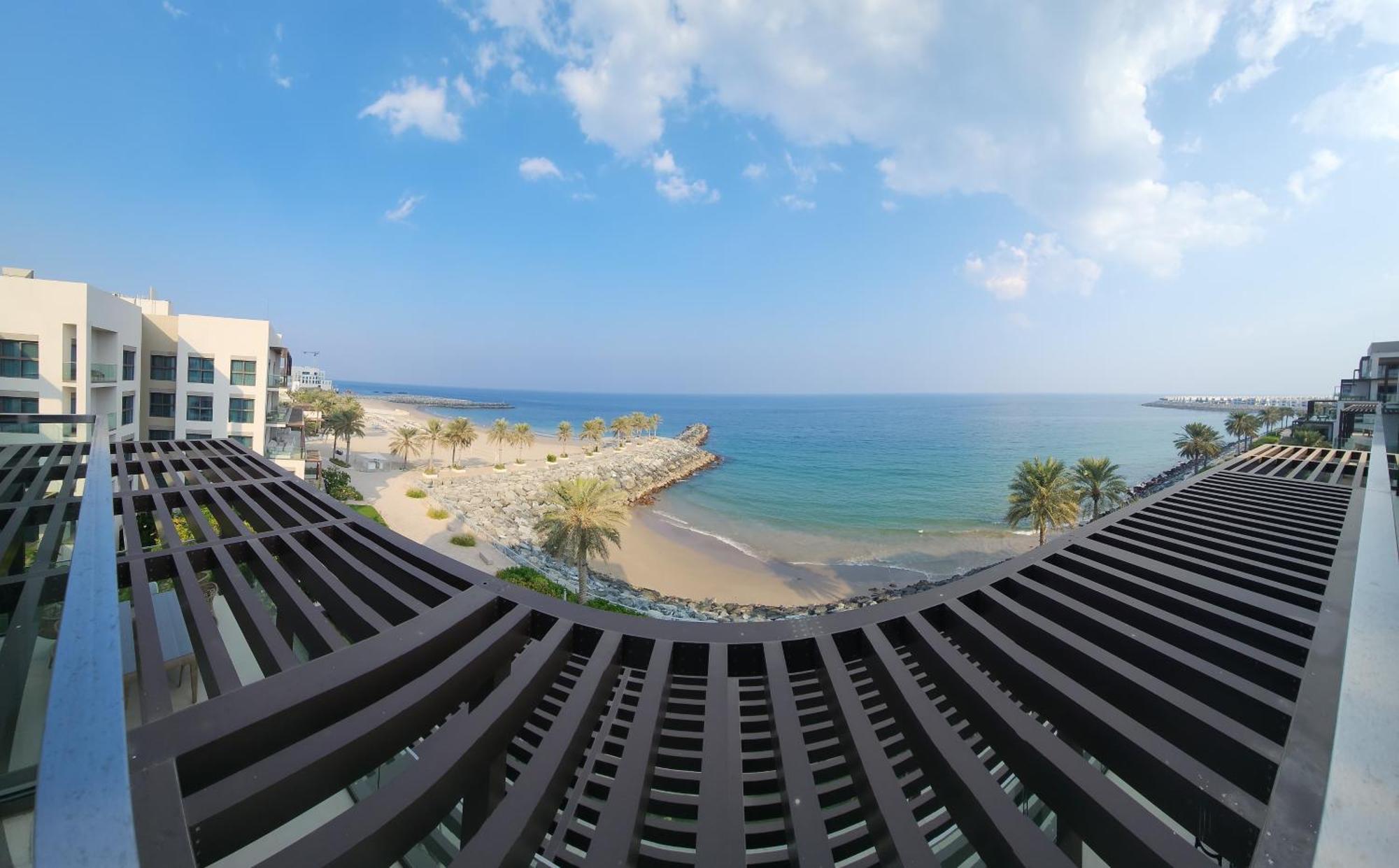Solo Realtyhh - Address Fujairah Apartment