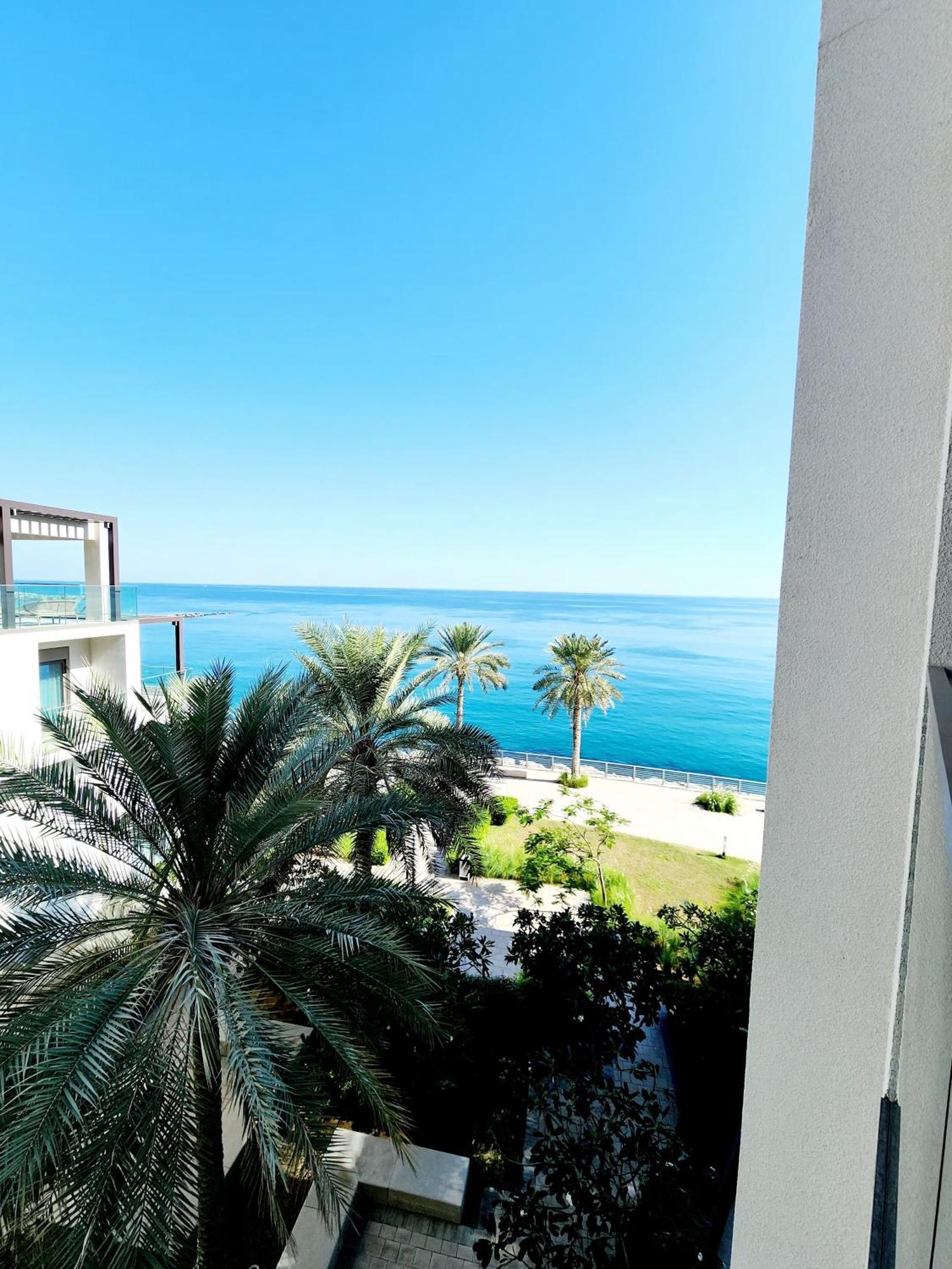 Solo Realtyhh - Address Fujairah Apartment
