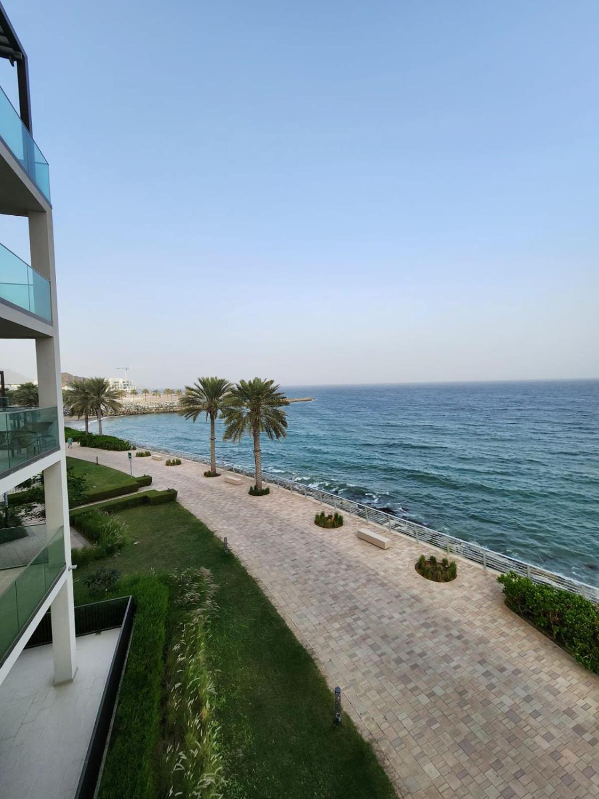 Solo Realtyhh - Address Fujairah Apartment