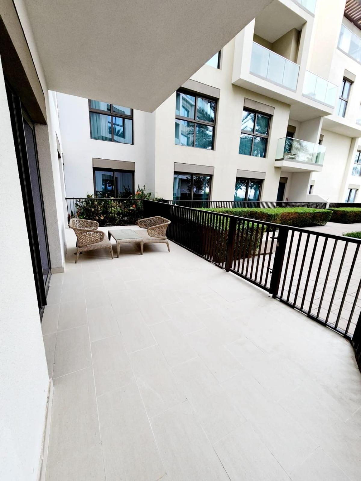 Apartment Solo Realtyhh - Address Fujairah *
